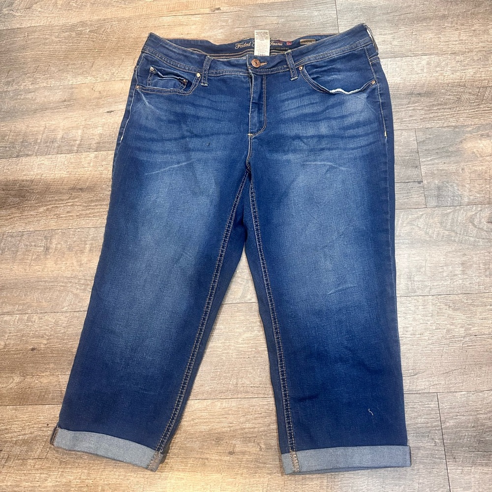 Faded Glory Women's Dark Blue Cropped Jeans